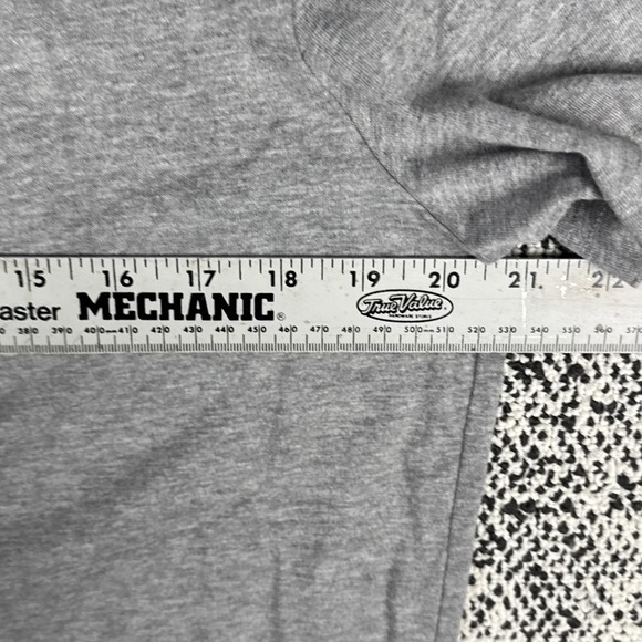 Life Is Good Crusher T Shirt Mens‎ Medium Short Sleeve Beer Hugger Gray - Picture 5 of 8